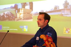 Landwirt Jürgen Königl / © Schön, Wolfgang - LfL Landwirt Jürgen Königl