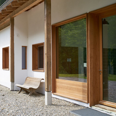 Käserei mit Holzfenstern / © P. Wagner, ALB Käserei mit Holzfenstern