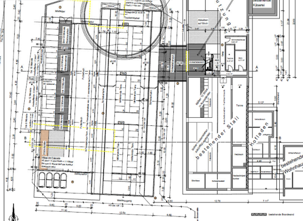 Grundriss - Liegehalle im Neubau und Melkzentrum im Bestand ergeben mit dem Laufhof einen großen Laufstall. Die unterschiedlichen Gebäudehüllen bilden offenere und geschütztere Bereiche aus und gliedern den Hof. / © BBV LandSiedlung Grundriss - Liegehalle im Neubau und Melkzentrum im Bestand ergeben mit dem Laufhof einen großen Laufstall. Die unterschiedlichen Gebäudehüllen bilden offenere und geschütztere Bereiche aus und gliedern den Hof.